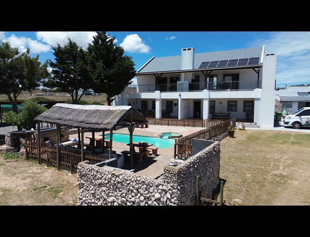 14 BEDROOM HOUSE FOR SALE IN LONG ACRES COUNTRY ESTATE